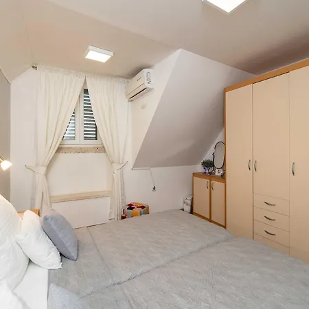 Neve - Two Bedroom