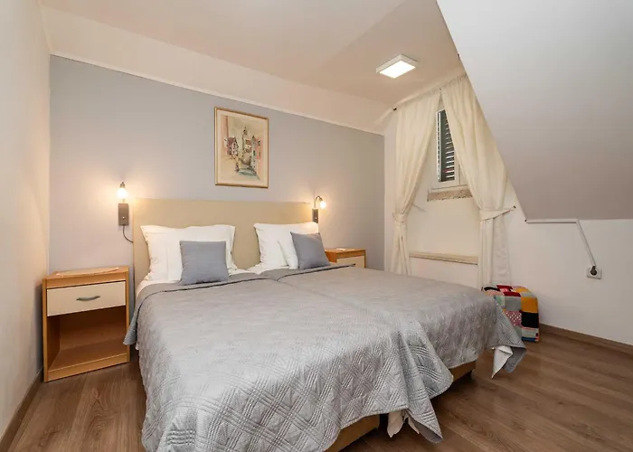 Neve - Two Bedroom Апартаменты