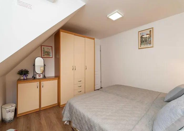 Neve - Two Bedroom