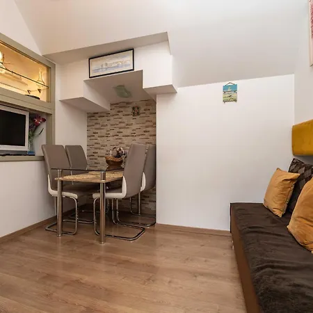 Neve - Two Bedroom 公寓